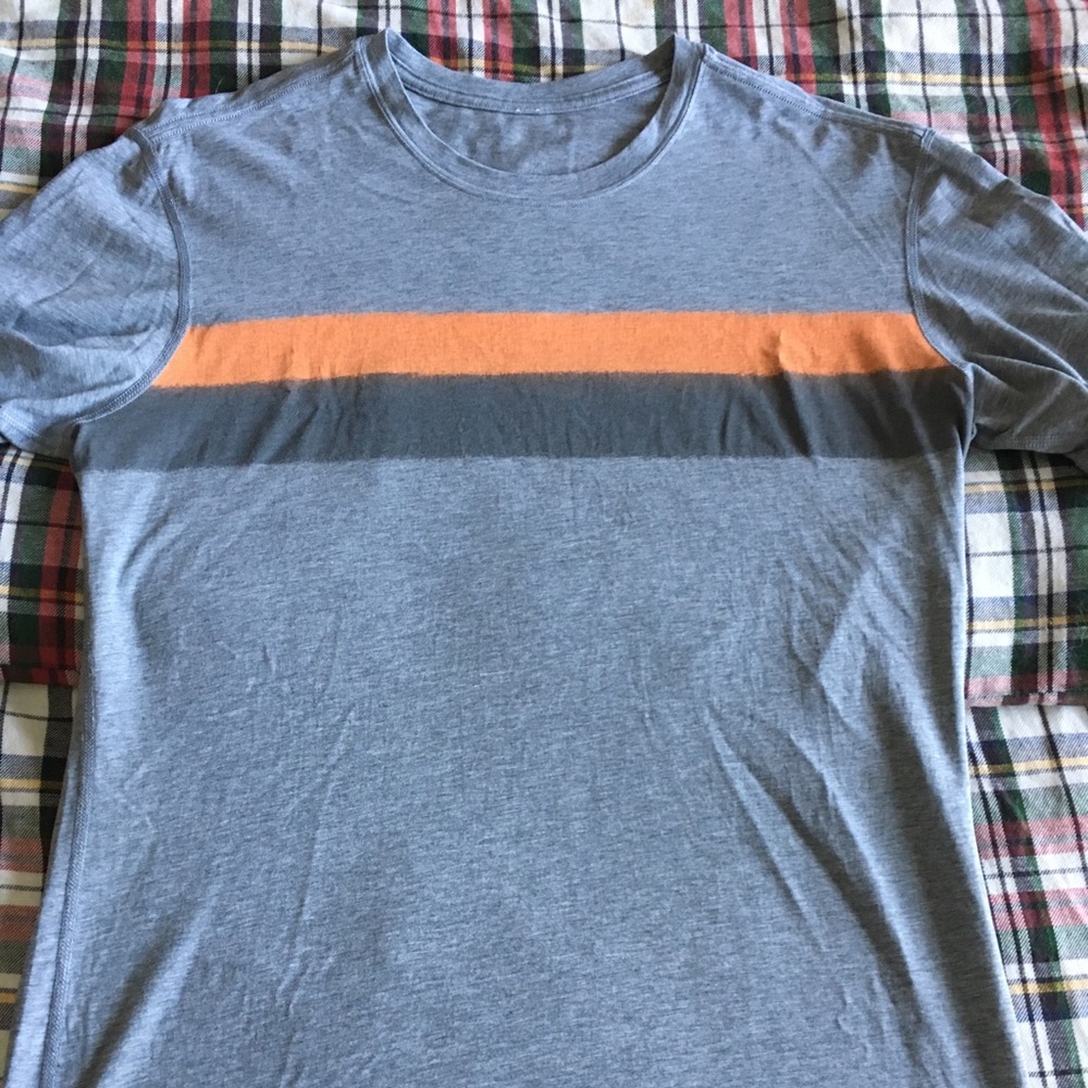 Men’s Lululemon 5 year basic tee